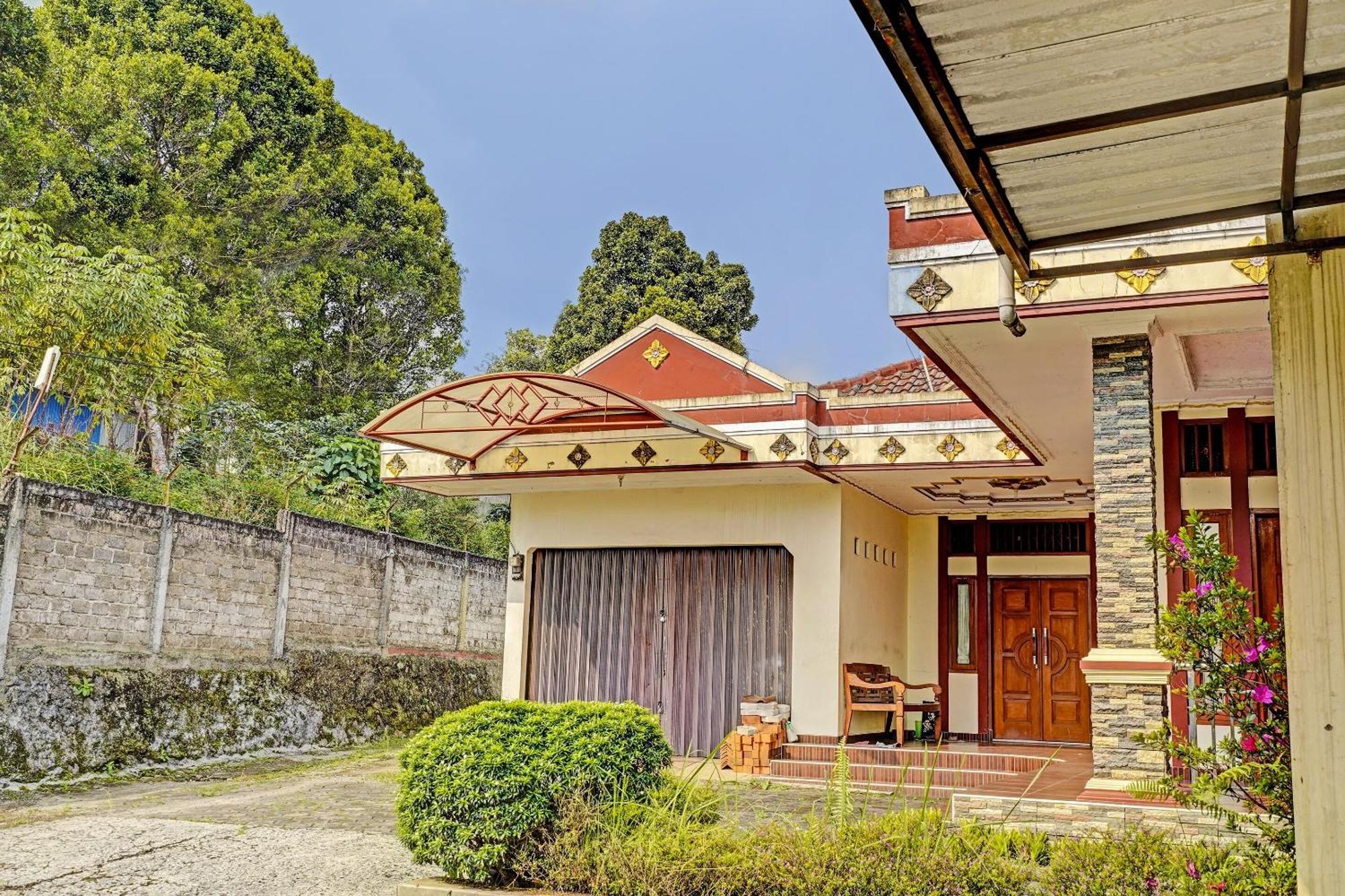 Oyo Life 91469 Pondok Pelita Lembang Exterior foto
